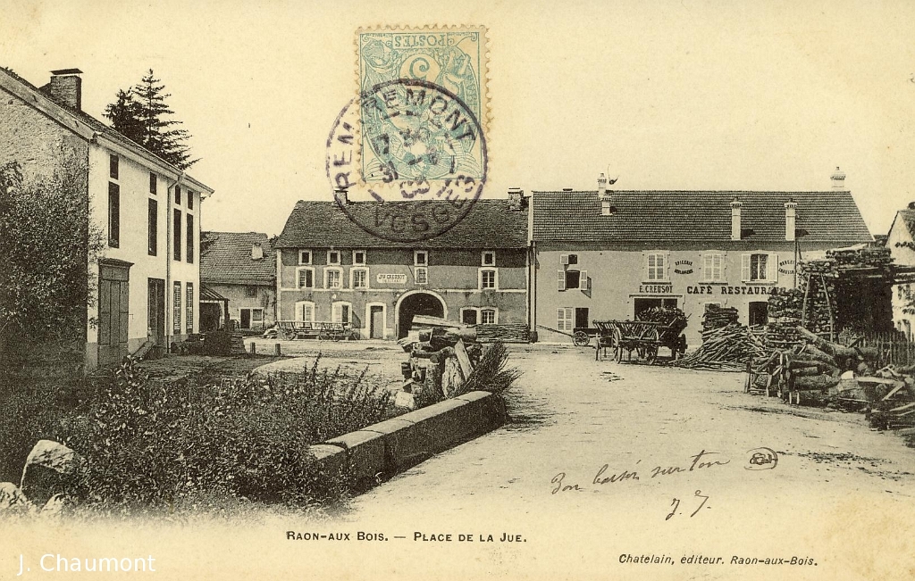 Raon-aux-Bois. - Place de la Jue.JPG